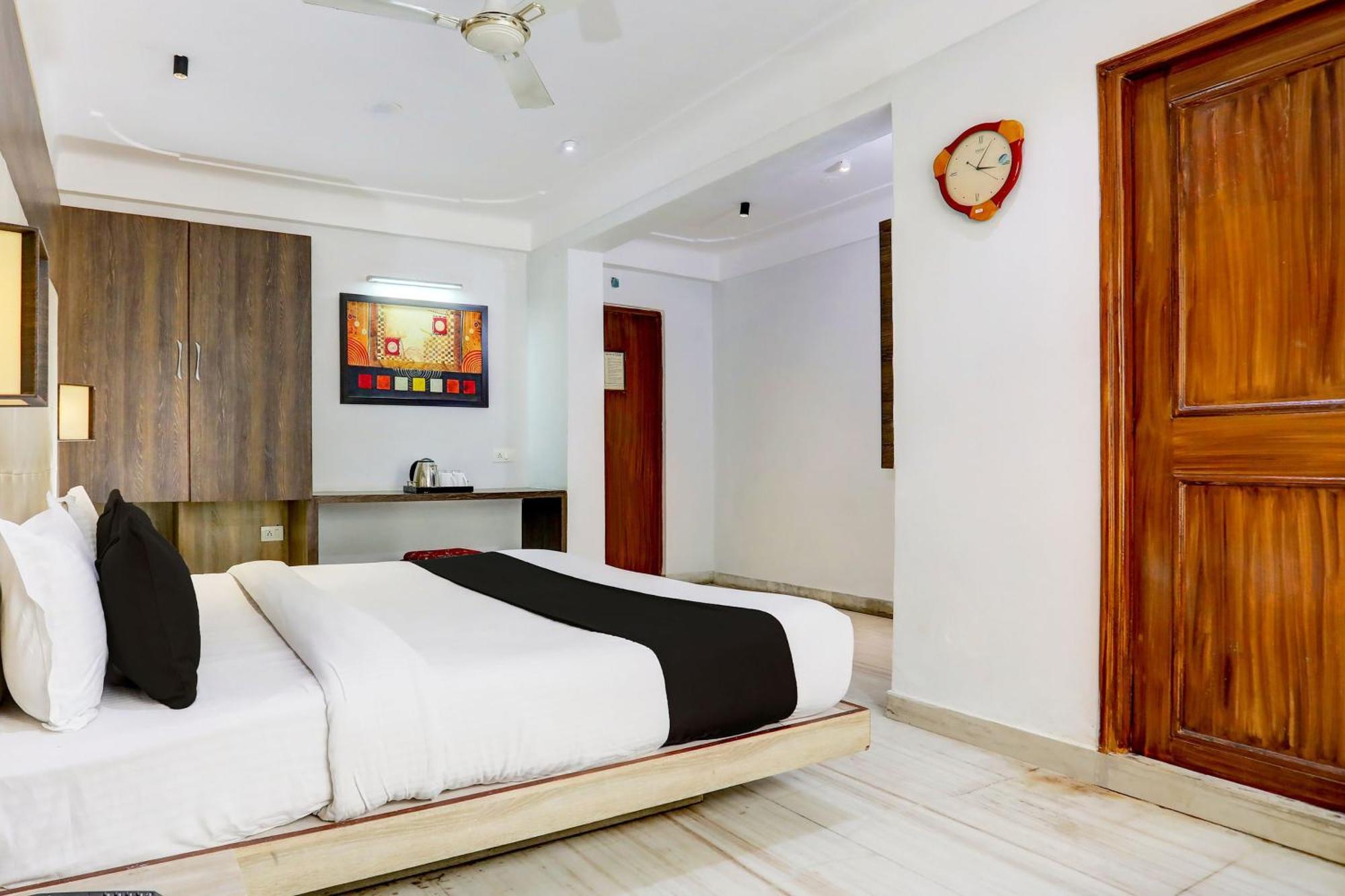 Super Collection O Lake Palace Road Удайпур Екстериор снимка